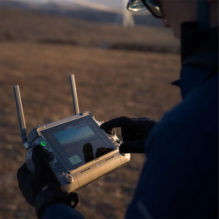 DJI Matrice 4TD Thermal Drone Ready to Fly Package – Including battery